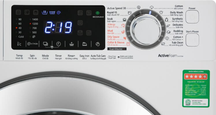 Bảng điều khiển máy giặt Panasonic được thiết kế hiện đại.