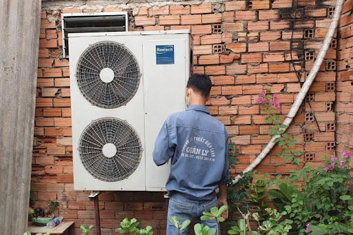 Liên hệ Điện Lạnh Quản Lý để sửa chữa máy lạnh chuyên nghiệp