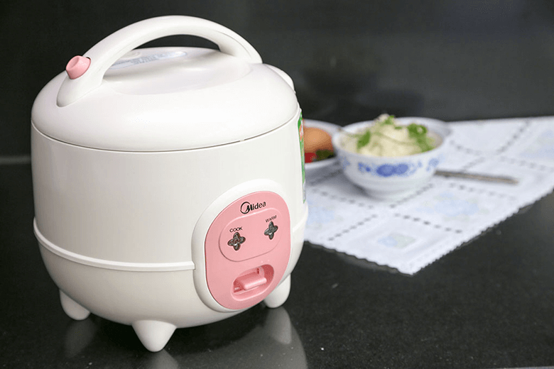Nồi cơm điện dạng mini Midea CM06SA