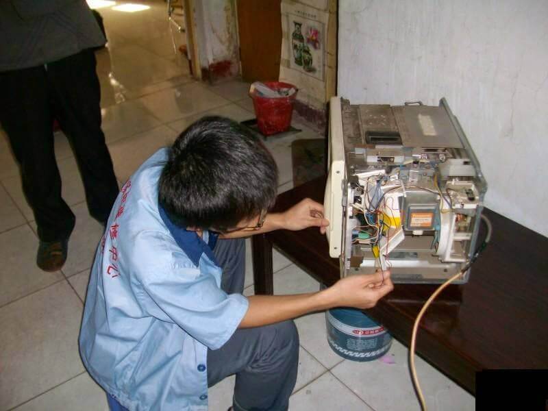 Dịch Vụ Sửa Lò Vi Sóng Uy Tín Ở Thủ Đức - Q9 - Dĩ An