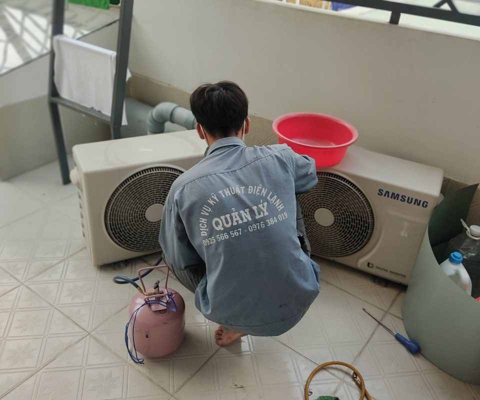 Sửa máy lạnh thủ đức Điện Lạnh Quản Lý