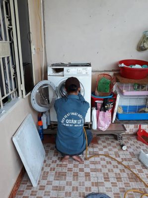 Nhân viên Điện Lạnh quản Lý tay nghề cao với nhiều năm kinh nghiệm