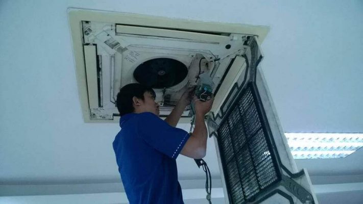 Các bước vệ sinh máy lạnh Gò Vấp mà Điện lạnh Quản lý thực hiện