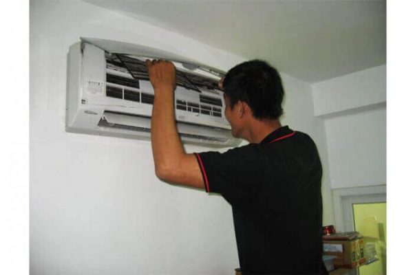 Rò rỉ môi chất lạnh là một vấn đề điều hòa không khí thông thường