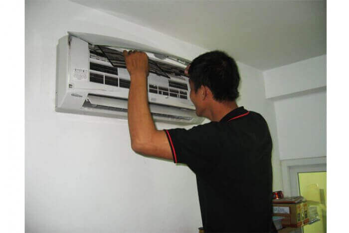 Điện Lạnh Quản Lý chuyên vệ sinh máy lạnh Bình Thạnh