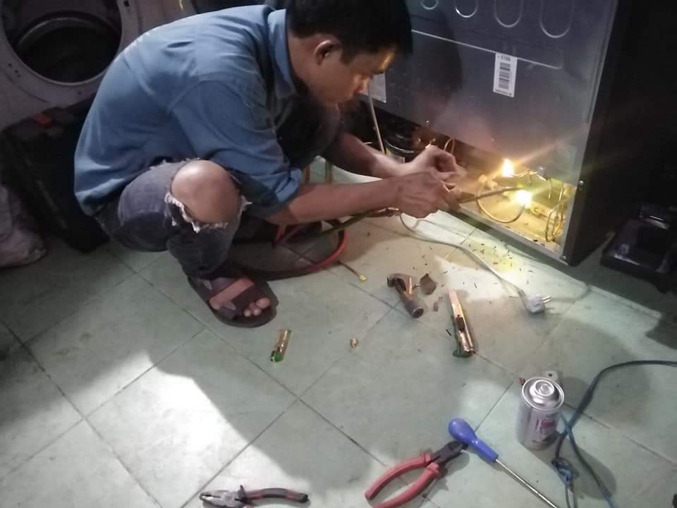 Quy trình sửa tủ lạnh tại nhà của Quản Lý