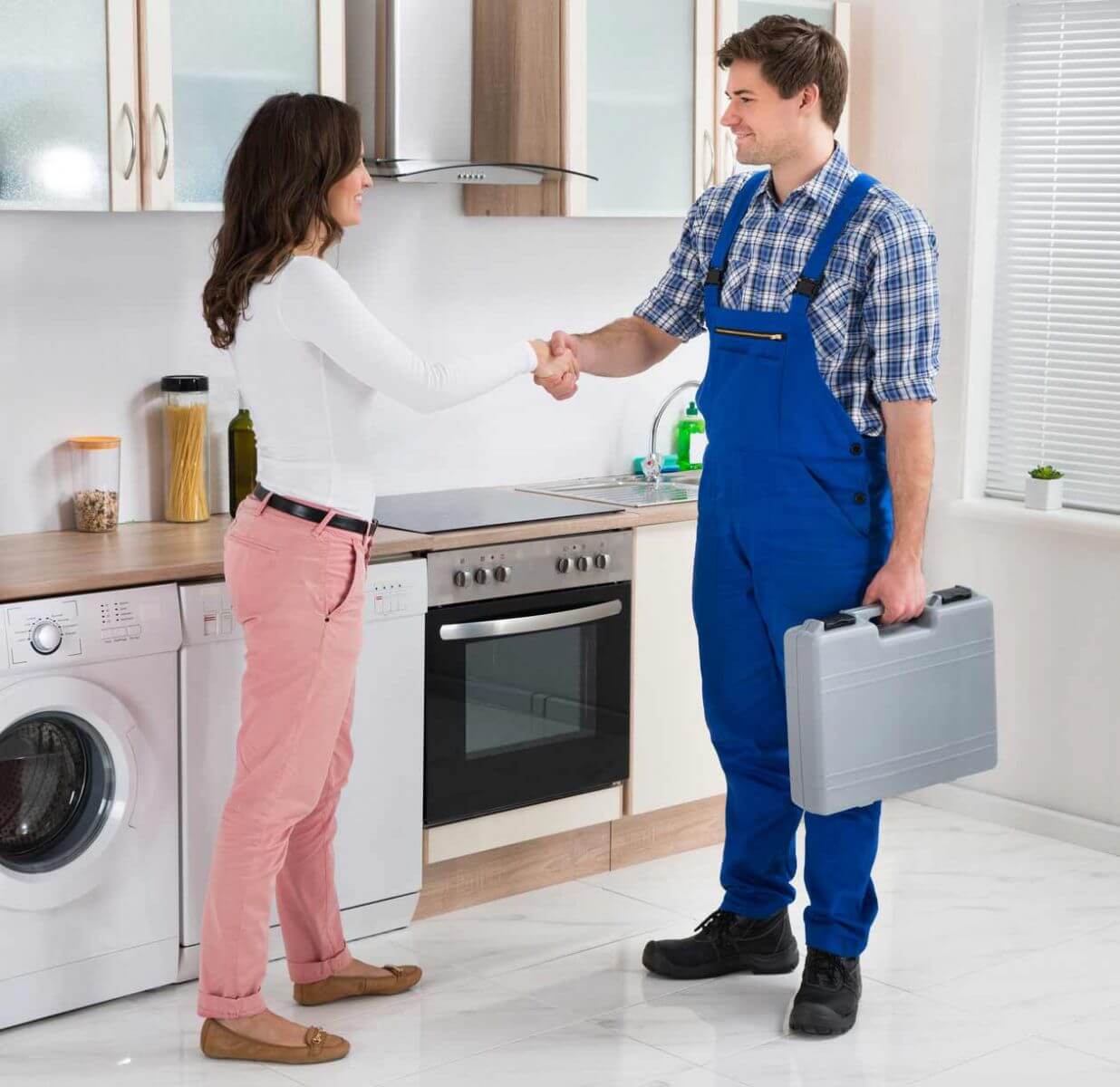 Địa chỉ sửa lò vi song quận 2 uy tín, chuyên nghiệp