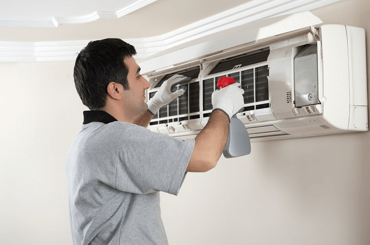Thực hiện vệ sinh máy lạnh thường xuyên 
