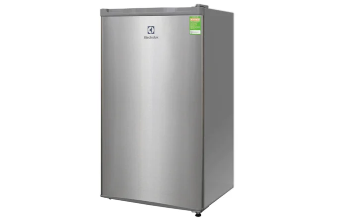 Tủ lạnh mini Electrolux xuất xứ từ Thụy Điển với thiết kế sang trọng và hiện đại.