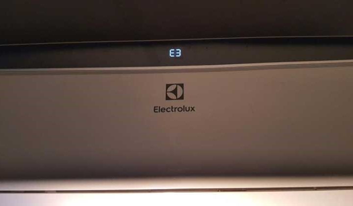 Máy lạnh Electrolux báo lỗi E3 nên làm gì? Vì sao?