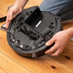 Sửa robot hút bụi tại Dĩ An chuyên nghiệp| Điện Lạnh Quản Lý