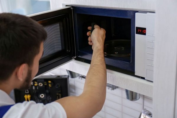 Đèn lò vi sóng không sáng – nguyên nhân, cách xử lý tại nhà - Điện lạnh quản lý